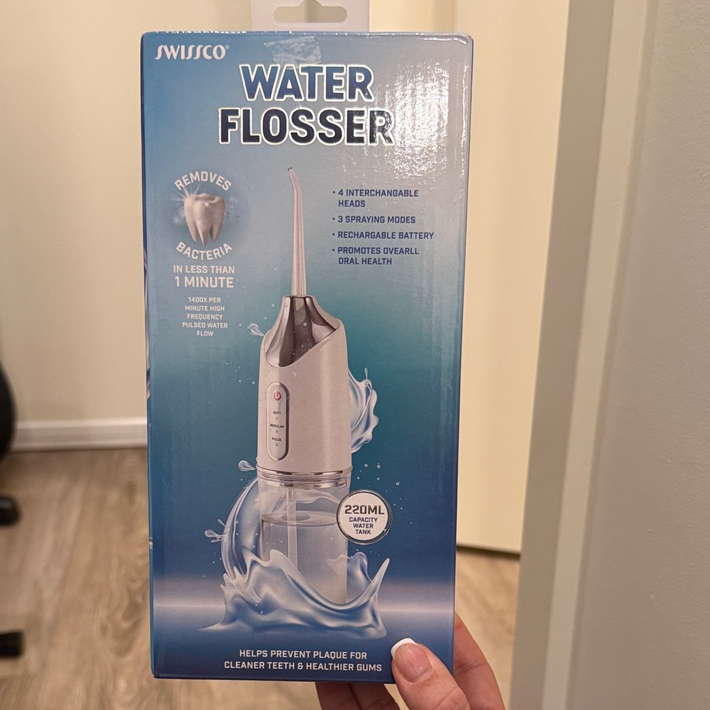 Swissco Water Flosser